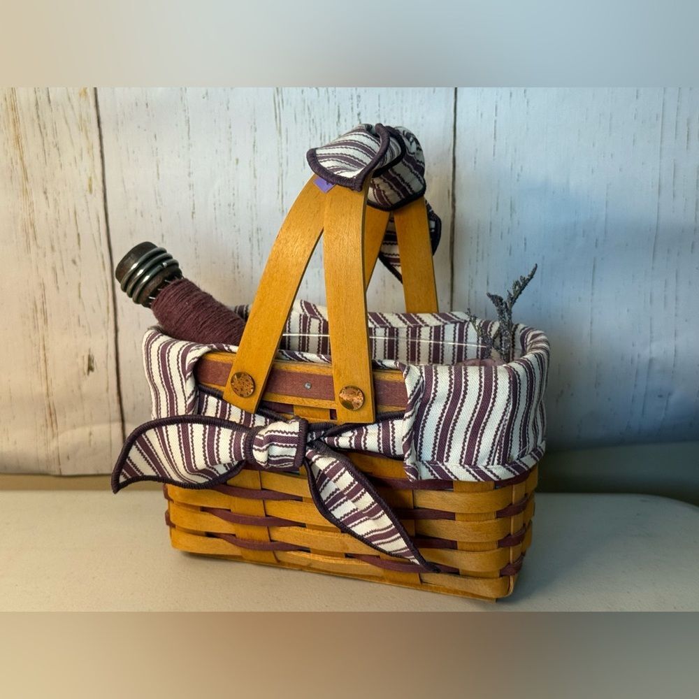 1998 Longaberger Basket with Plaid Liner Charm Ties Sweetheart Basket contents